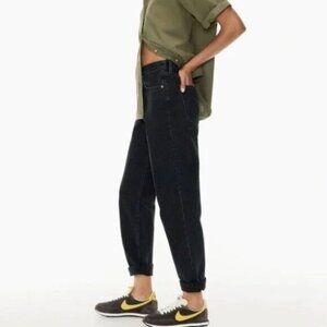 Aritzia Denim Forum The Boyfriend High Rise Loose Denim Slouch Jean Black 24